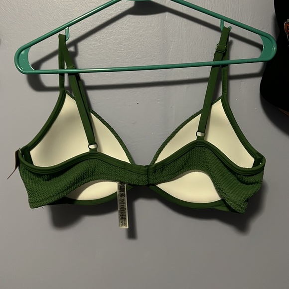 COPY - NWT Pink Bikini Top - Picture 3 of 7